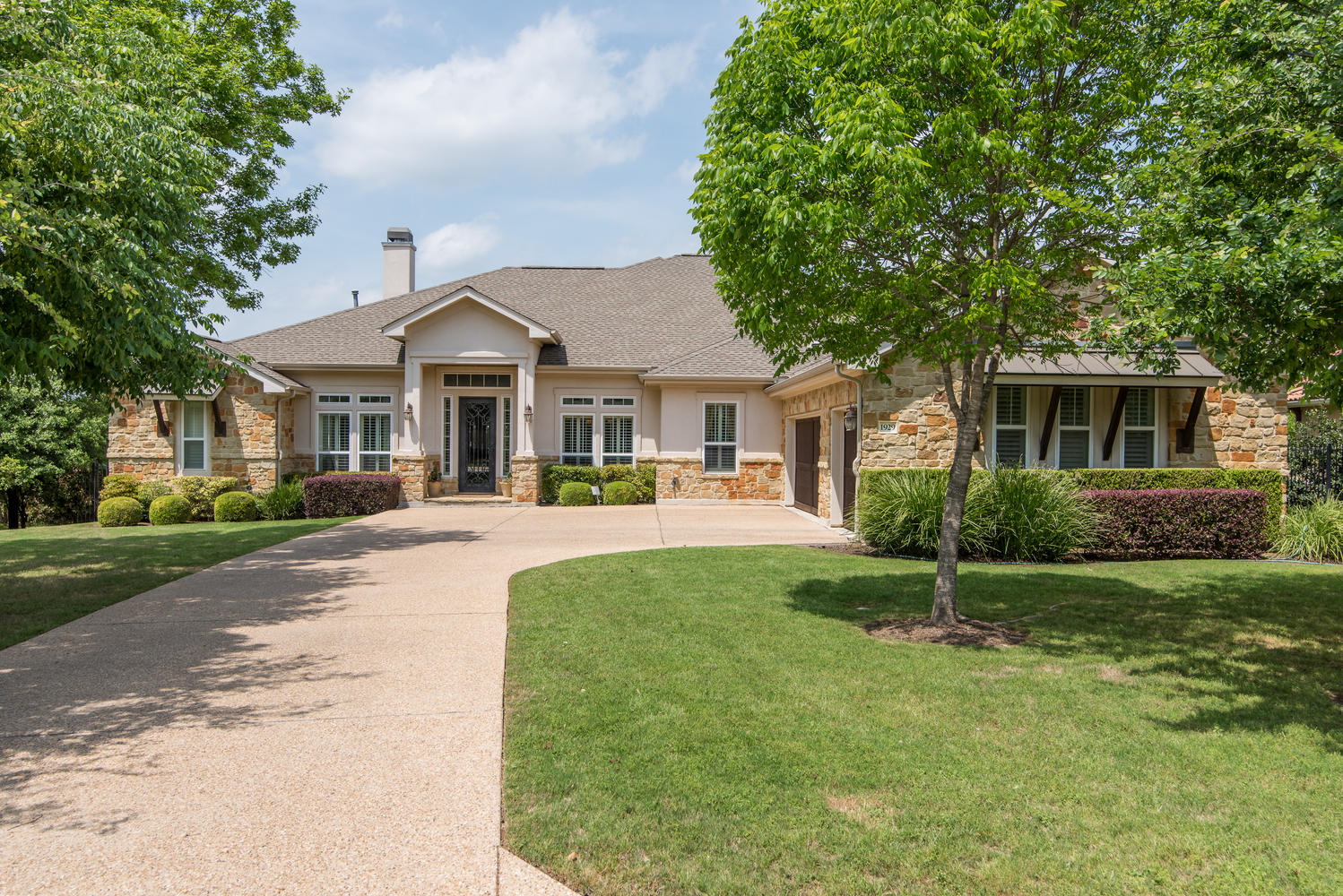 Barton Creek Luxury Homes Eve Kush